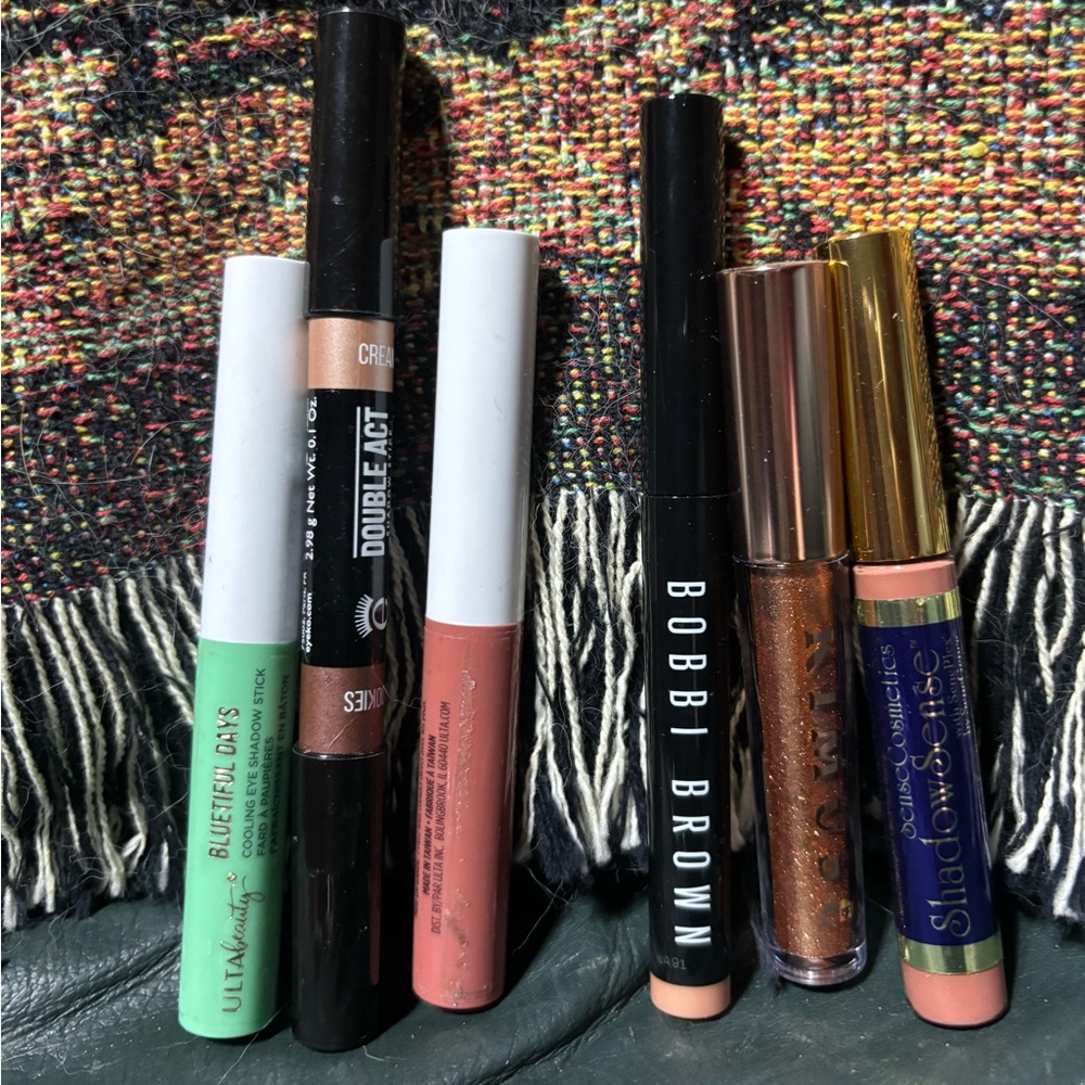 Bobbi Brown and others eye makeup